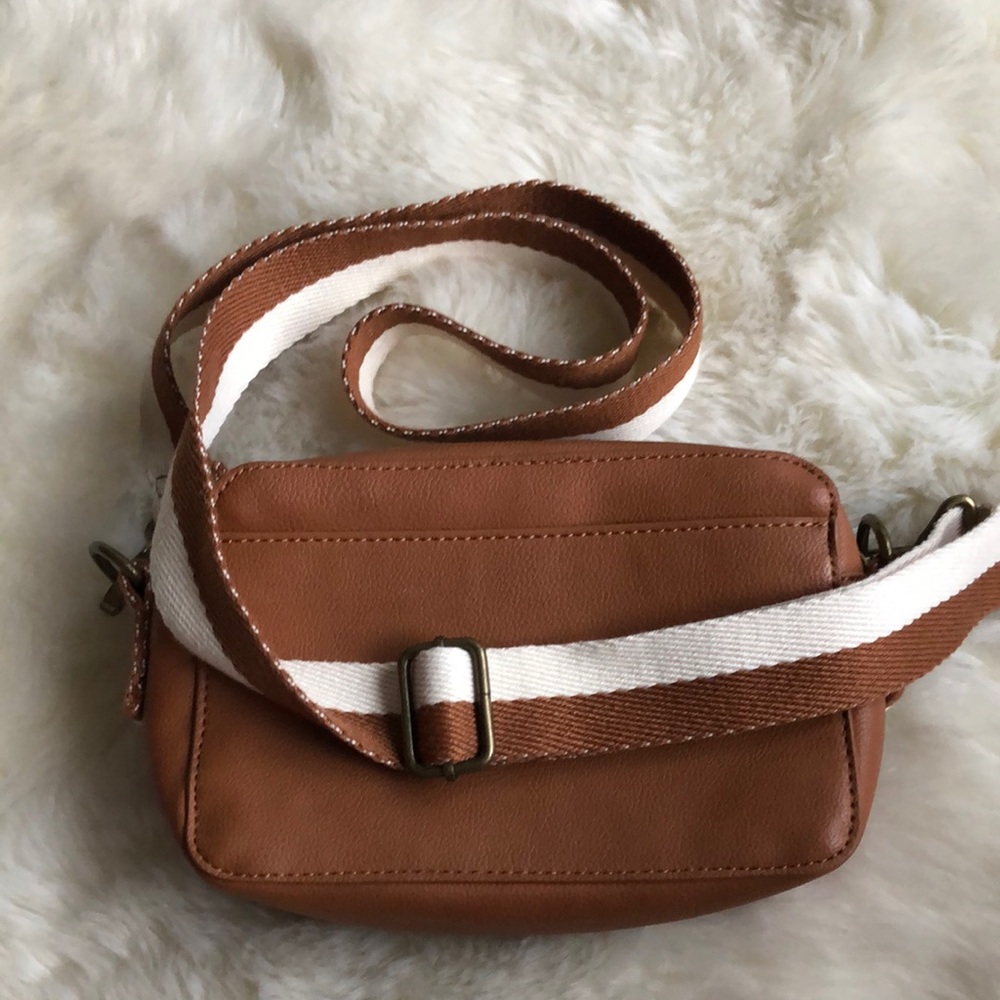 Thirty One Brown Vegan Leather Crossbody Brass Hardware
